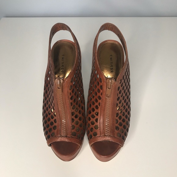 Chinese Laundry Hopscotch Cognac Leather Heels - Picture 4 of 6